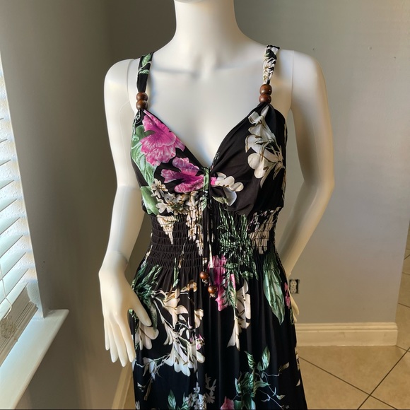 New Women’s Floral Sleeveless dress size XL for size 12-14 - Picture 2 of 11